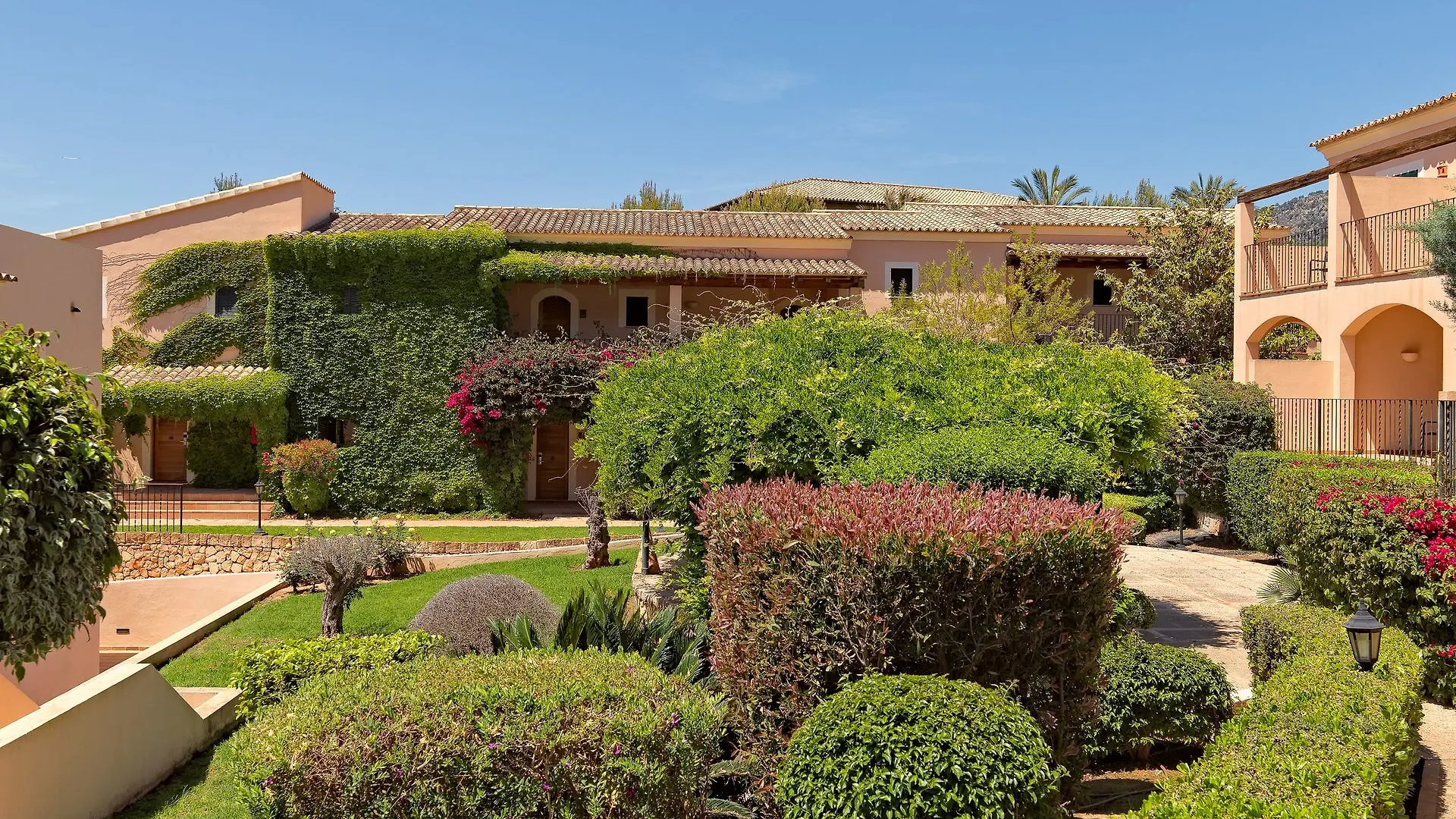 Boutique Hotel H10 Punta Negra Costa D'En Blanes 4*,